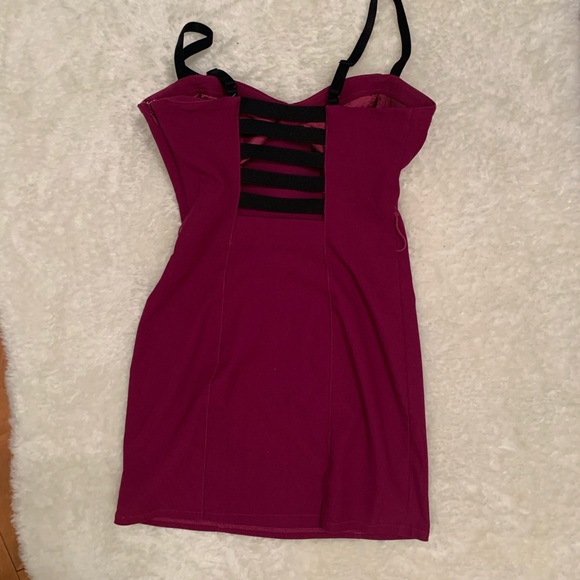 GUESS maroon mini dress - Picture 8 of 8